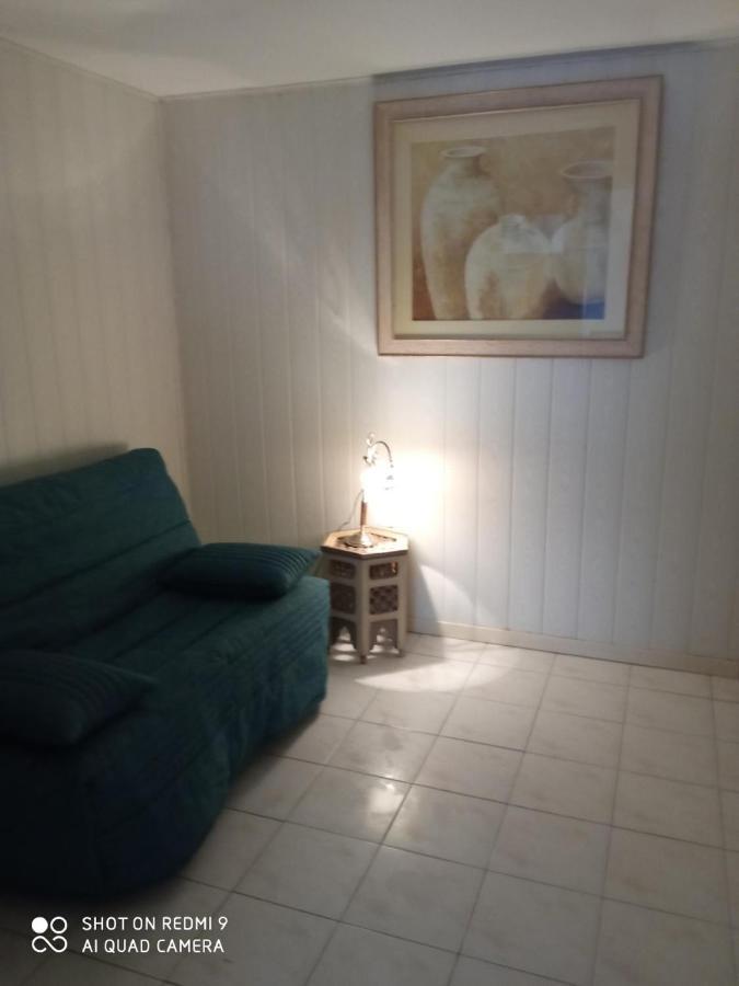 Grand Studio A 2Mn A Pied Des Plages Apartment Meze Exterior photo